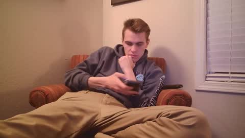 Snapshot of finnabun33 chatting on February 17, 12:18 am Jake I am Bicurious online show from February 17, 12:18 am