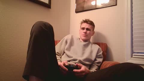 Snapshot of finnabun33 chatting on February 17, 11:22 pm Jake I am Bicurious online show from February 17, 11:22 pm