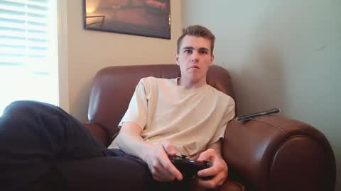 Snapshot of finnabun33 chatting on March 31, 6:52 pm Jake I am Bicurious online show from March 31, 6:52 pm