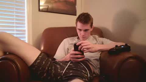 Snapshot of finnabun33 chatting on April 1, 11:24 pm Jake I am Bicurious online show from April 1, 11:24 pm