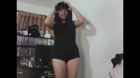 finnky1 online show from May 13, 3:48 am