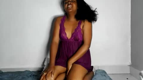 fiona_00 online show from June 7, 2:59 am
