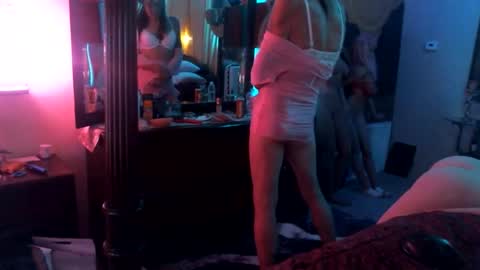 J online show from April 5, 4:42 am