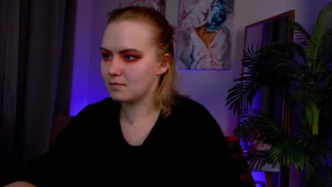 Snapshot of fionaxrider chatting on March 8, 2:04 am Fiona online show from March 8, 2:04 am