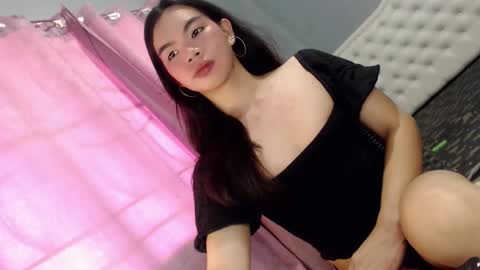 Snapshot of fionie_xxx chatting on March 6, 2:41 am FIONA online show from March 6, 2:41 am