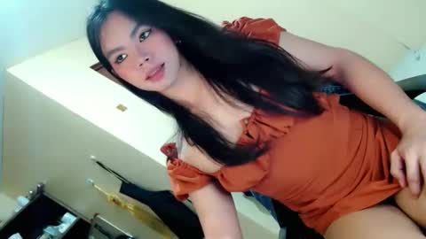 FIONA online show from April 28, 1:27 pm