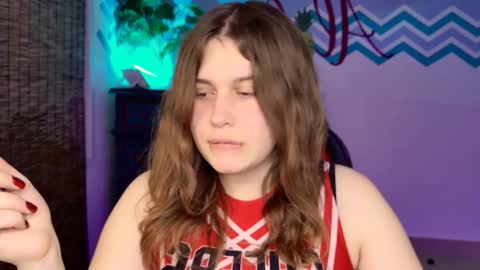 fiora online show from September 25, 2:32 pm