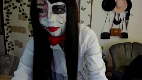     online show from October 18, 3:09 am