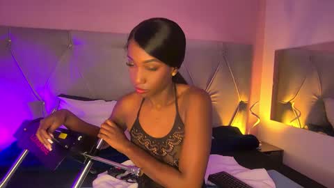 Fiorela Lenin  online show from September 27, 1:49 pm