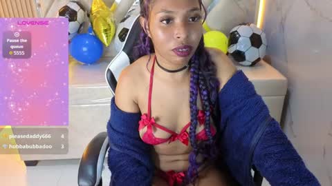 Snapshot of fioret_tx chatting on July 7, 7:23 am Online 800 to 1400 online show from July 7, 7:23 am