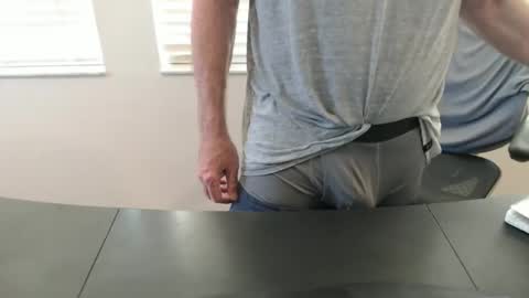 USAUSA online show from March 3, 1:50 pm