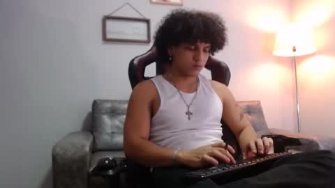 Snapshot of fire_boy69 chatting on October 11, 1:16 am fire_boy69 online show from October 11, 1:16 am