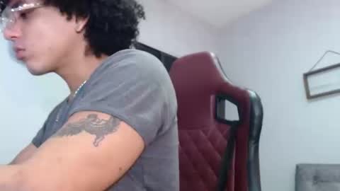 Snapshot of fire_boy69 chatting on October 16, 3:40 am fire_boy69 online show from October 16, 3:40 am