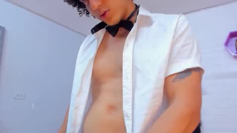 Snapshot of fire_boy69 chatting on October 31, 5:47 pm fire_boy69 online show from October 31, 5:47 pm