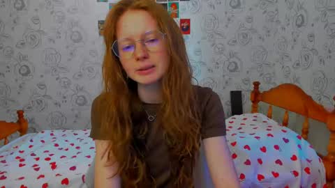 Snapshot of fire_luna chatting on May 5, 10:01 am fire_luna online show from May 5, 10:01 am