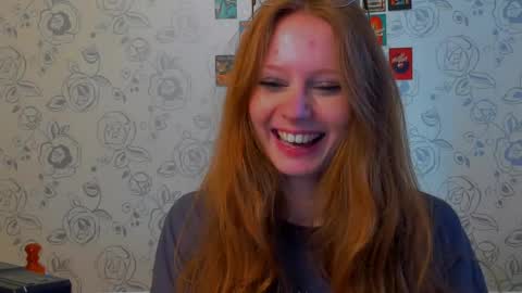 Snapshot of fire_luna chatting on May 14, 10:33 am fire_luna online show from May 14, 10:33 am