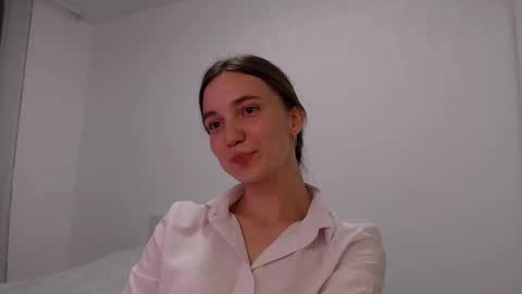 fireflies_fly_ online show from October 1, 6:03 pm