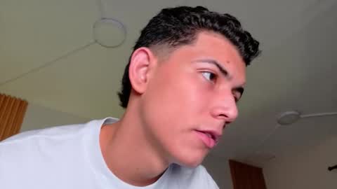 Nicolas online show from February 28, 1:12 pm