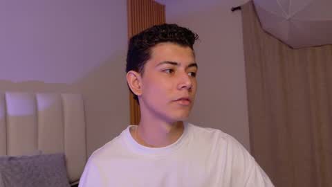 Nicolas online show from March 20, 6:46 pm