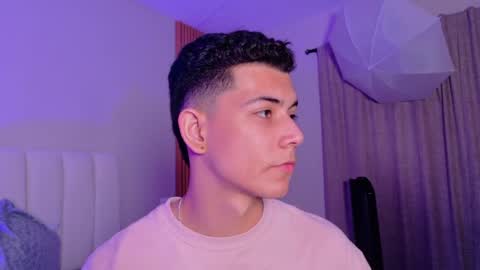 Nicolas online show from March 30, 7:04 pm