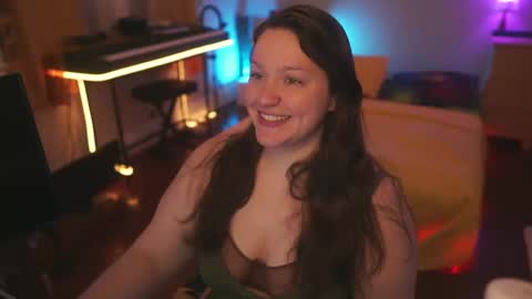 Lio Roxy online show from November 2, 4:37 am