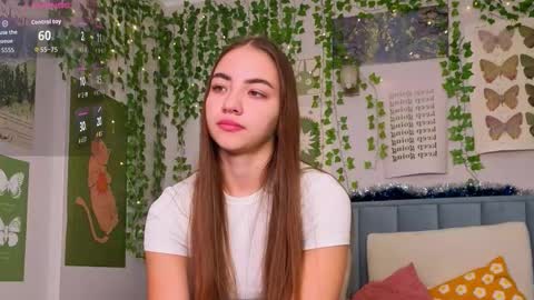 Ashle online show from December 18, 4:29 am