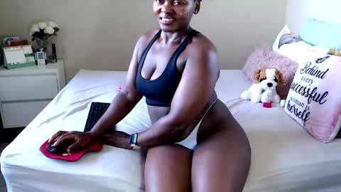 fitblair66_ online show from May 15, 12:12 pm