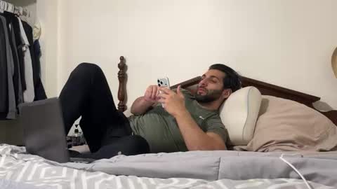 fitcurvyman4fun_69 online show from March 3, 8:26 pm