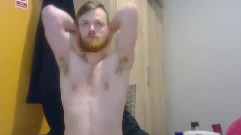 Snapshot of fitzrich2 chatting on December 21, 12:18 am Dickrick online show from December 21, 12:18 am