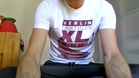 FkkBoyBerlin online show from October 20, 10:27 am