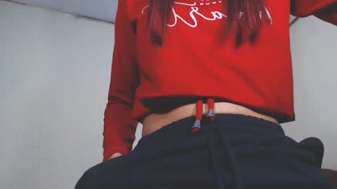 Snapshot of flacats23cm chatting on December 18, 8:14 pm flats23cm online show from December 18, 8:14 pm
