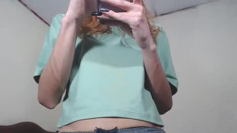 Snapshot of flacats23cm chatting on January 15, 6:51 pm flats23cm online show from January 15, 6:51 pm