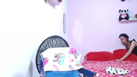 Snapshot of flacats23cm chatting on June 18, 9:30 pm flats23cm online show from June 18, 9:30 pm