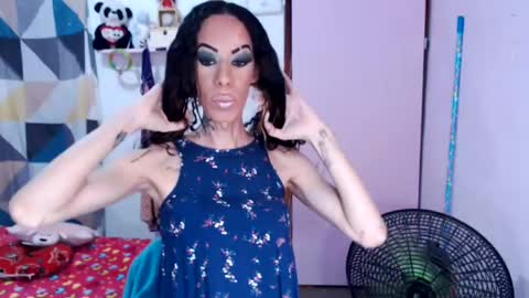 Snapshot of flacats23cm chatting on July 14, 7:08 pm flats23cm online show from July 14, 7:08 pm