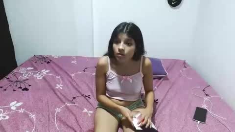 Snapshot of flakita2025 chatting on February 7, 1:53 am flakita2025 online show from February 7, 1:53 am