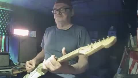 flamingfartguy online show from December 2, 7:25 am