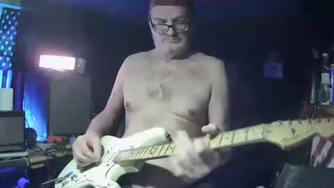 flamingfartguy online show from December 17, 3:28 pm