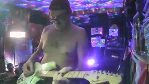 flamingfartguy online show from March 8, 8:44 am