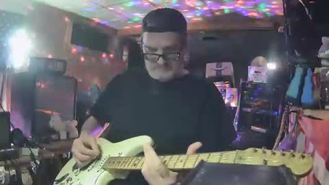 flamingfartguy online show from September 18, 3:47 pm