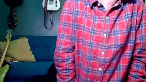 Flannel Dong online show from December 4, 2:10 am