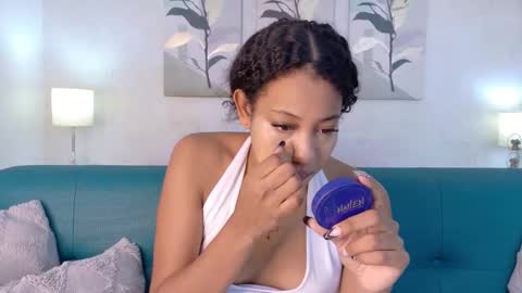 Snapshot of flavia_cruz chatting on March 23, 12:31 pm Flavia online show from March 23, 12:31 pm