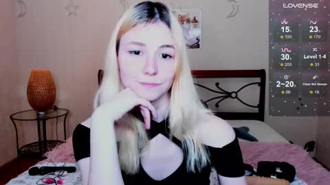 FlexiMona online show from October 12, 3:22 pm