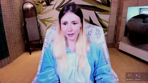 FlexiMona online show from May 16, 9:06 am