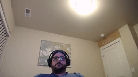 Snapshot of flikk14 chatting on December 17, 5:24 am flikk14 online show from December 17, 5:24 am