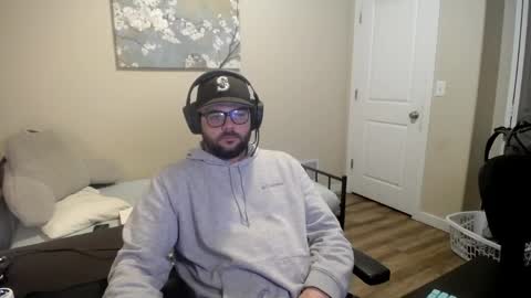 Snapshot of flikk14 chatting on April 7, 3:18 am flikk14 online show from April 7, 3:18 am