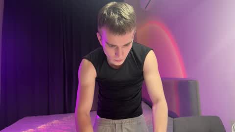 Snapshot of flikyy chatting on January 8, 6:43 pm flikyy online show from January 8, 6:43 pm