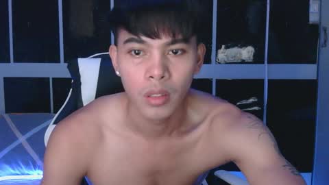 Snapshot of flirtfactorx chatting on December 2, 9:32 pm flirtfactorx online show from December 2, 9:32 pm