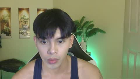 Snapshot of flirtfactorx chatting on April 2, 11:19 am flirtfactorx online show from April 2, 11:19 am