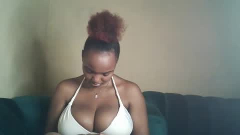 flirtymimie online show from November 19, 7:03 pm