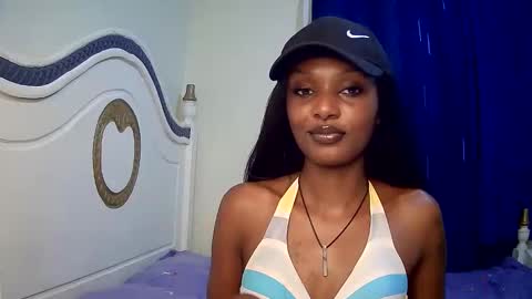 Snapshot of flirtyy_sheery chatting on February 16, 5:59 am sheery online show from February 16, 5:59 am